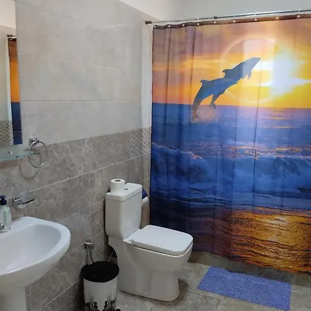 Dhoma Romantike , Qetesi Absolute Homestay *